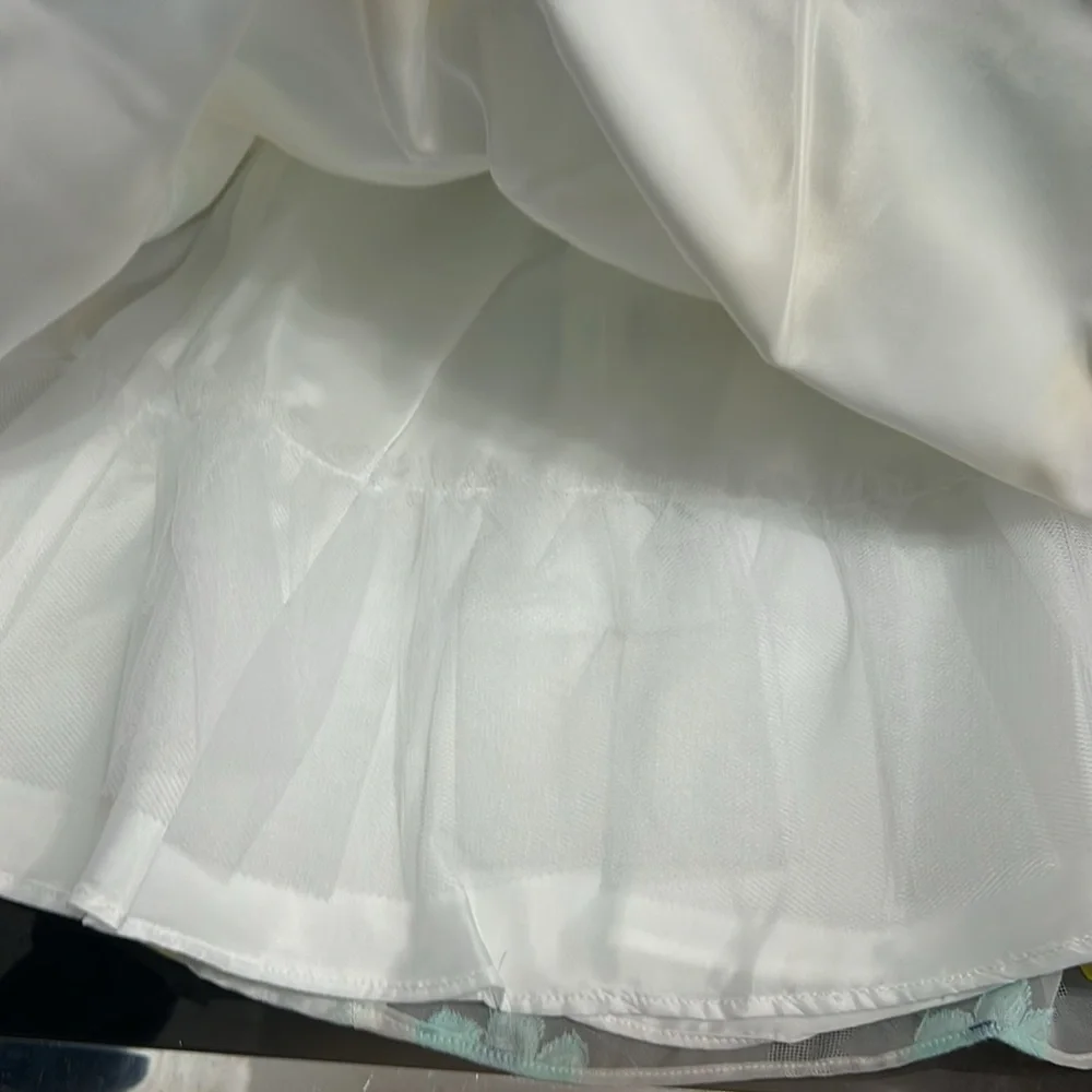 Girls 2T new never worn nwt crinoline lined Easter dress flowers spring